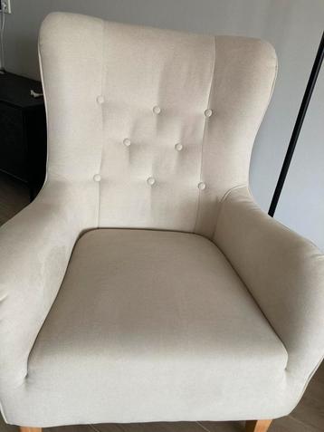 Mooie ecru/crème fauteuil, heerlijke grote stoel beschikbaar voor biedingen