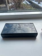 Ds lite + 15 games, Spelcomputers en Games, Spelcomputers | Nintendo DS, Zwart, Ophalen of Verzenden, Zo goed als nieuw, Met beschermhoes of tas