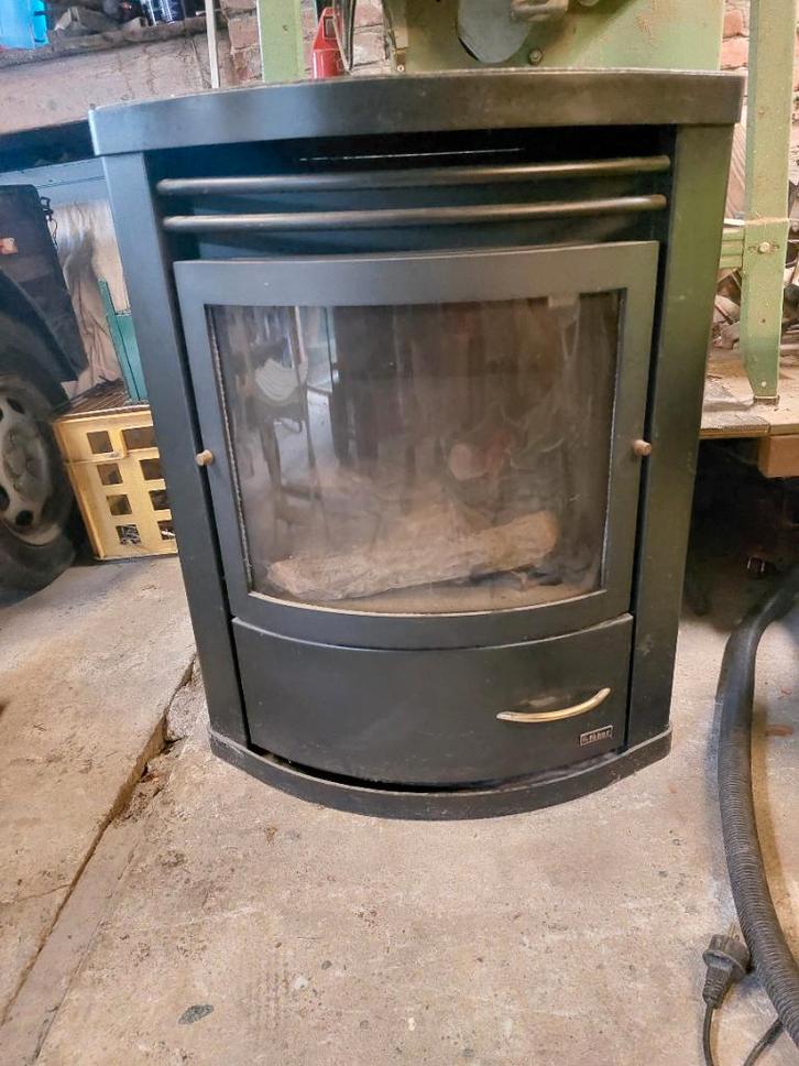 Gaskachel, Doe-het-zelf en Verbouw, Verwarming en Radiatoren, Gebruikt, Kachel, Minder dan 30 cm, Minder dan 60 cm, Ophalen