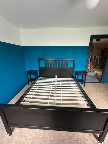 Ikea Hemnes bed 160x200 + nachtkastjes
