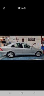 Mercedes-Benz C-Klasse 1.8 C180 Kompr Sedan AUT 2006 Grijs, Auto's, Automaat, Achterwielaandrijving, 74 €/maand, 1796 cc