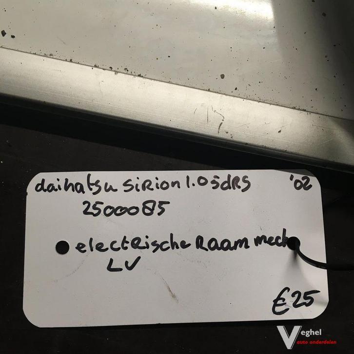 Daihatsu Sirion 1.0 5drs 2002 wagennr 2500085 Elektr Raammec, Auto-onderdelen, Ruiten en Toebehoren, Gebruikt, Ophalen of Verzenden