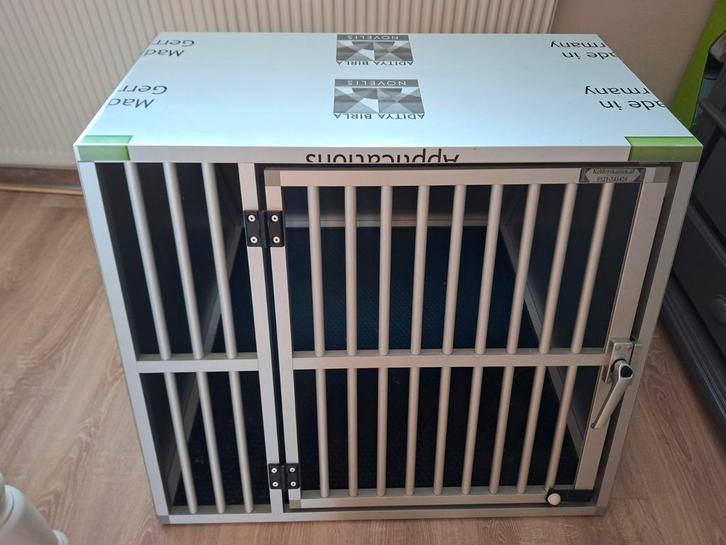 Honden bench auto, Dieren en Toebehoren, Hondenbenches, Zo goed als nieuw, Ophalen