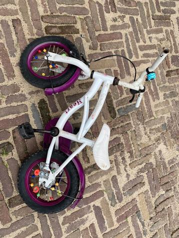 Kleine fiets  beschikbaar voor biedingen