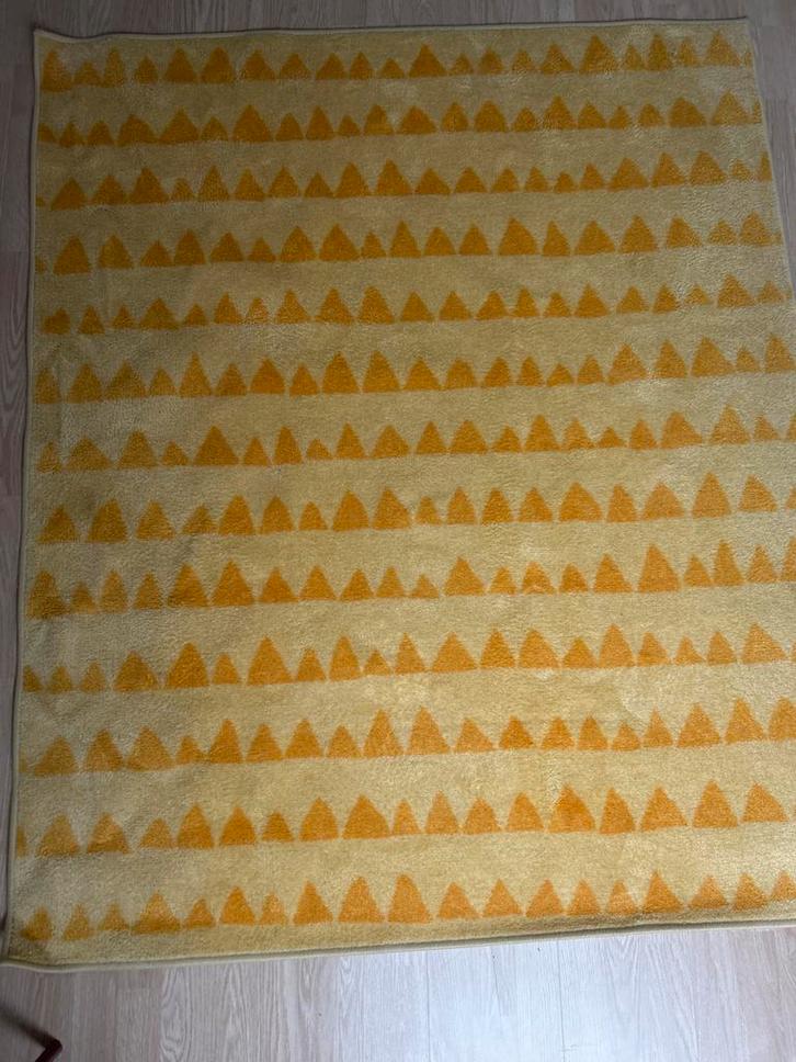 IKEA kindertapijt vloerkleed kleed - geel - kinderkamer, Kinderen en Baby's, Speelgoed | Speelkleden, Zo goed als nieuw, Ophalen