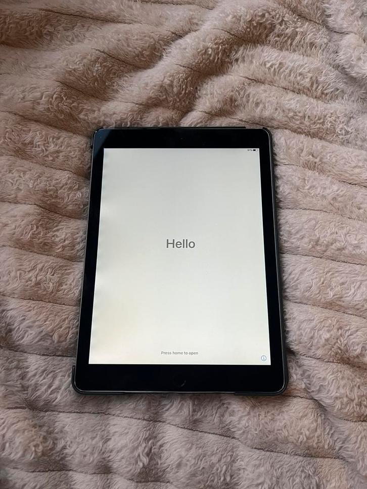 iPad Air 2, Computers en Software, Apple iPads, Gebruikt, Apple iPad Air, Wi-Fi, 10 inch, 16 GB, Grijs, Ophalen of Verzenden