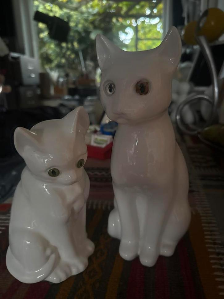 Vintage Kattenbeelden, jaren '70, Tuin en Terras, Tuinbeelden, Gebruikt, Dierenbeeld, Steen, Ophalen of Verzenden