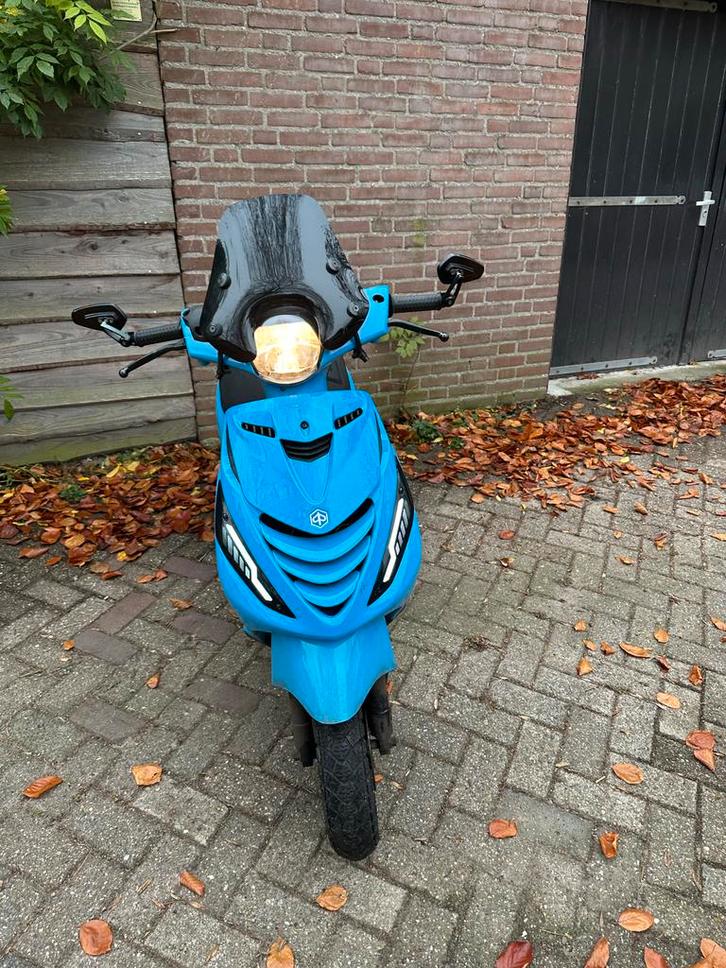 Piaggio zip 50cc 4t 2v, Fietsen en Brommers, Scooters | Piaggio, Gebruikt, Zip, Benzine, Ophalen