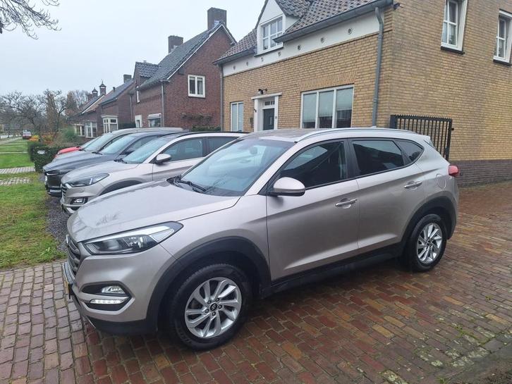 Hyundai Tucson 1.6 GDi Comfort (bj 2016), Auto's, Hyundai, Te koop, Tucson, ABS, Achteruitrijcamera, Airbags, Airconditioning