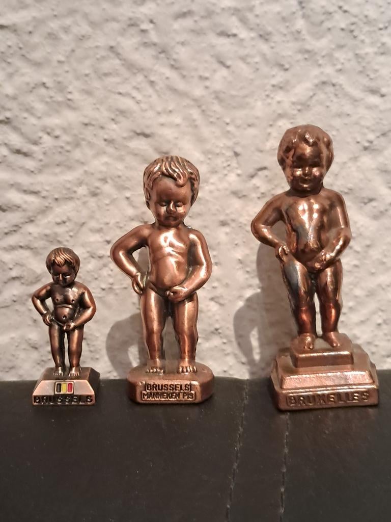 3 verschillende Mannenken Pis Brussel, Verzamelen, Beelden en Beeldjes, Ophalen of Verzenden