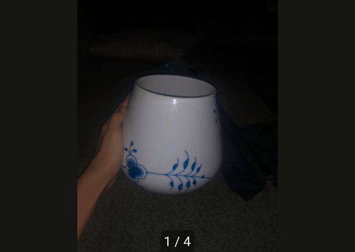 Royal Copenhagen Kom met Blauw Bloempatroon, Huis en Inrichting, Keuken | Servies, Zo goed als nieuw, Ophalen