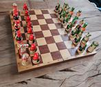 Houten handgemaakt houten poppen schaakspel Matroesjka, Ophalen of Verzenden, Zo goed als nieuw