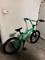 Bmx entrant acedemy, Fietsen en Brommers, Fietsen | Crossfietsen en BMX, Ophalen, Zo goed als nieuw