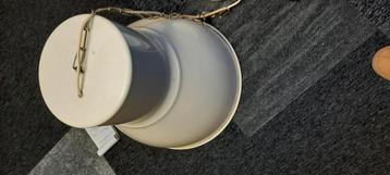 Te koop witte hanglamp  beschikbaar voor biedingen