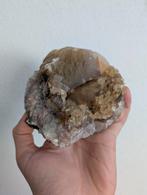 Calciet op kwarts. Juchem, Duitsland, Ophalen of Verzenden, Mineraal