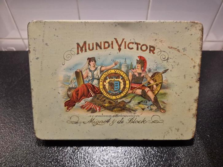 Vintage Mundi Victor Sigarenblik Mignot & De Block, Verzamelen, Blikken, Gebruikt, Overige, Overige merken, Ophalen of Verzenden