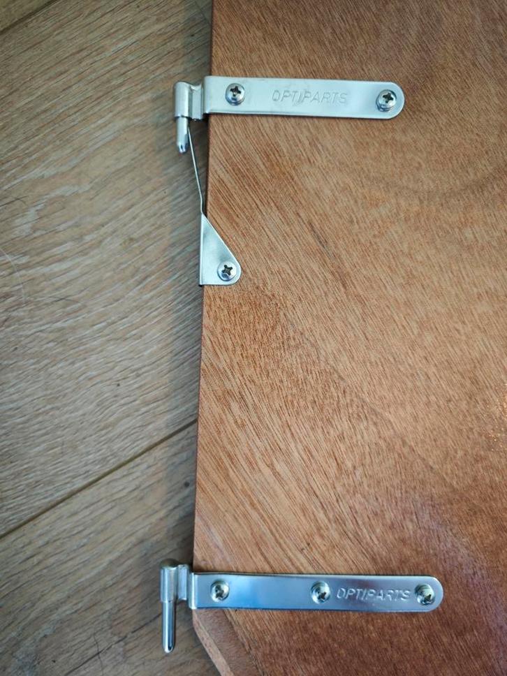 Roer incl beslag en helmstok Optimist hout NIEUW

Roer ( & Z, Watersport en Boten, Zeilen en Zeiltoebehoren, Nieuw, Toebehoren