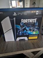 Playstation 5 - met 3 controllers en standaard voor opladen, Spelcomputers en Games, Spelcomputers | Sony PlayStation 5, Ophalen of Verzenden