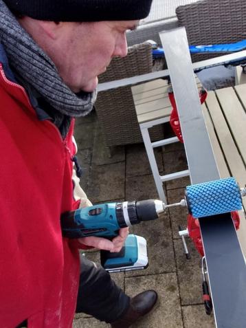 Ski´s waxen en slijpen  beschikbaar voor biedingen