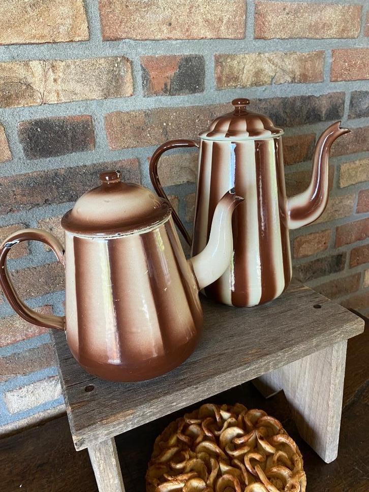 Brocante gestreepte emaille koffie en theepot, Antiek en Kunst, Antiek | Emaille, Ophalen of Verzenden