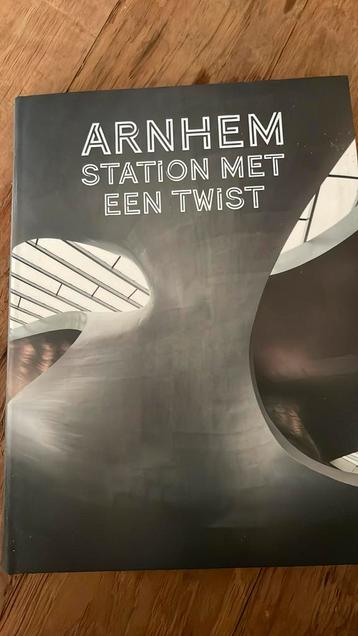 Mark Hendriks - Arnhem. Station met een twist beschikbaar voor biedingen