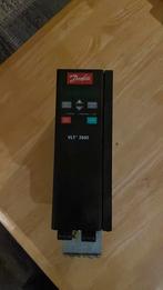 Frequentieregelaar Danfoss VLT 2830   4.8kVa, Hobby en Vrije tijd, Elektronica-componenten, Ophalen of Verzenden, Zo goed als nieuw