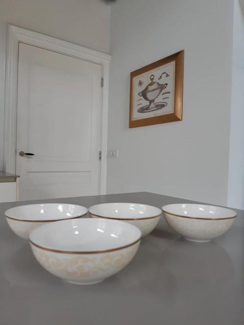 4 Dessertschaaltjes Villeroy en Boch Ivoire, Huis en Inrichting, Keuken | Servies, Gebruikt, Schaal of Schalen, Overige stijlen