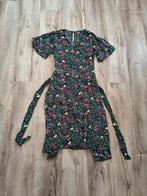 Prachtige zwarte jurk met gekleurde bloemetjes POM A'dam, S., Zwart, Onbekend, Ophalen of Verzenden, Zo goed als nieuw