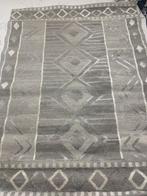 Vier Tapijten, Ophalen, 150 tot 200 cm, 200 cm of meer, Zo goed als nieuw