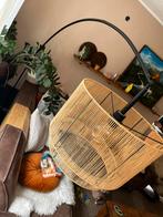 Kwantum Booglamp - Moderne Vloerlamp, Huis en Inrichting, Lampen | Vloerlampen, Ophalen of Verzenden, Zo goed als nieuw, Metaal