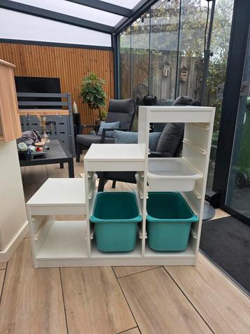 Trovast ikea kast met bakken  beschikbaar voor biedingen