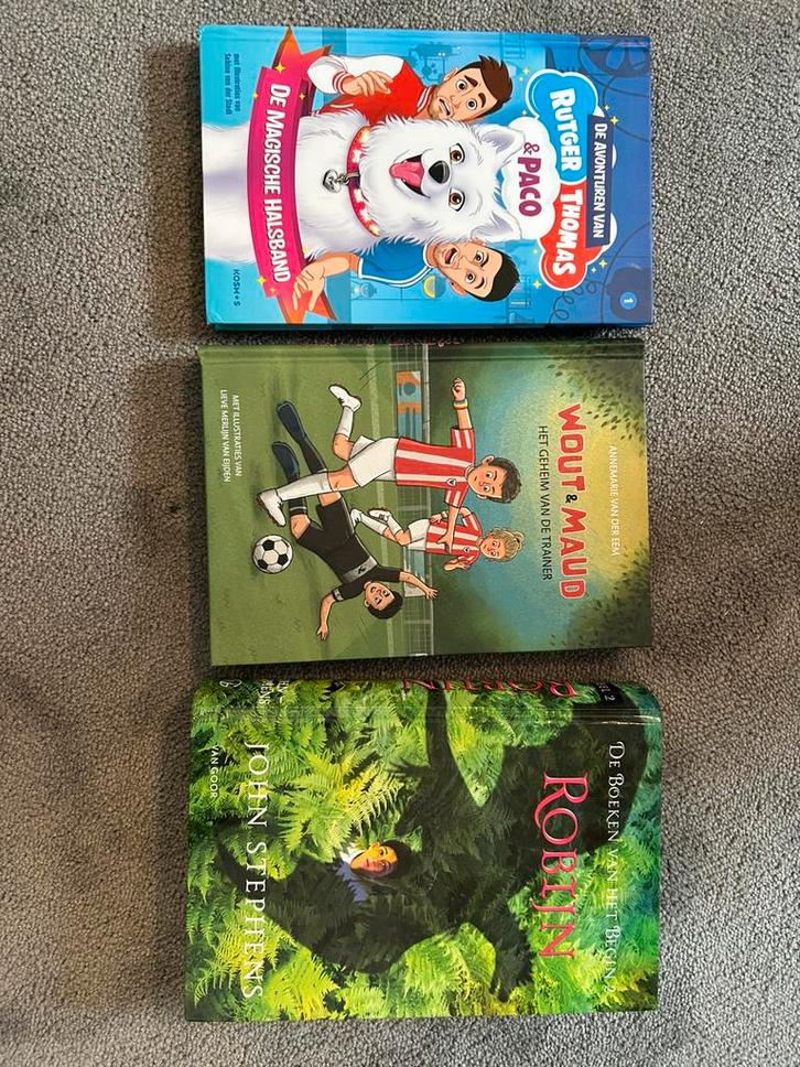 Rutger Vink - De magische halsband, Boeken, Kinderboeken | Jeugd | onder 10 jaar, Zo goed als nieuw, Fictie algemeen, Ophalen of Verzenden