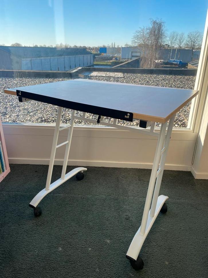 Tekentafel / Bureau - Verstelbaar, Doe-het-zelf en Verbouw, Tekentafels, Gebruikt, Minder dan 130 cm, Ophalen