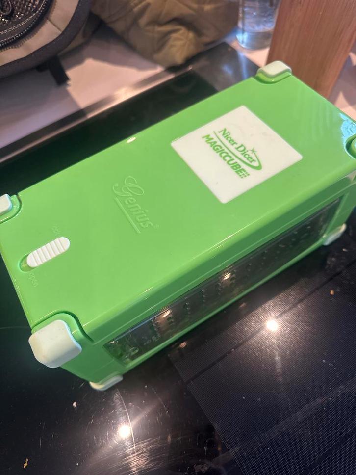 Nicer Dicer Magic Cube - Groentesnijder, Huis en Inrichting, Keuken | Keukenbenodigdheden, Zo goed als nieuw, Ophalen