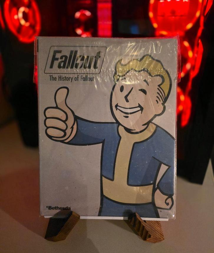 Fallout: The History of Fallout, Spelcomputers en Games, Games | Pc, Nieuw, Role Playing Game (Rpg), 1 speler, Vanaf 18 jaar, Ophalen of Verzenden