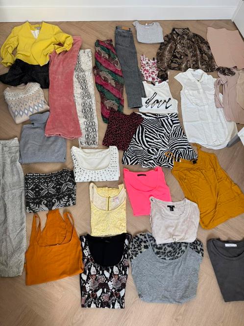 Groot pakket dameskleding maat 34 of XS, Kleding | Dames, Dames-kledingpakketten, Gedragen, Maat 34 (XS) of kleiner, Ophalen of Verzenden