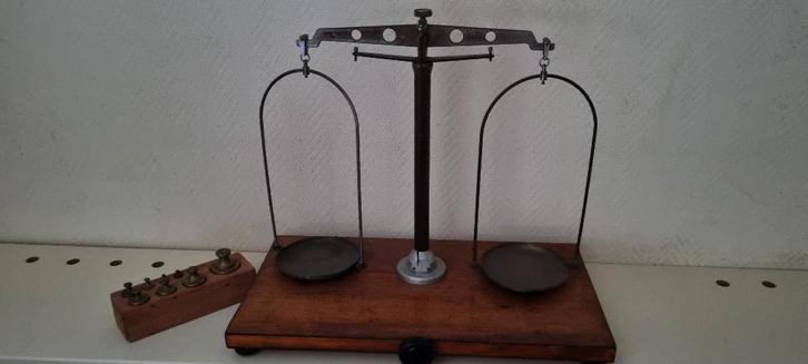 Apotheek weegschaal jaren 30 compleet, Antiek en Kunst, Antiek | Gereedschap en Instrumenten, Ophalen