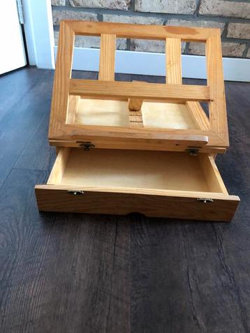 Houten Boekensteun met Laatje - 33x26 cm beschikbaar voor biedingen