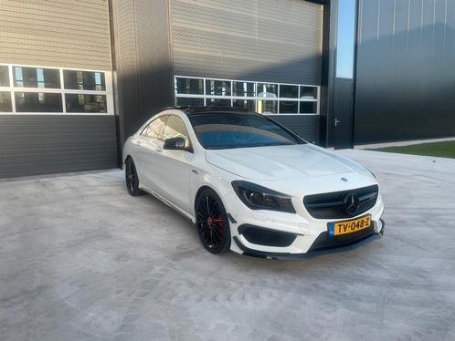 Mercedes-Benz CLA 2.0 Cla45 AMG 4M 7G-DCT 2014 Wit, Auto's, Mercedes-Benz, Particulier, CLA, ABS, Achteruitrijcamera, Adaptive Cruise Control
