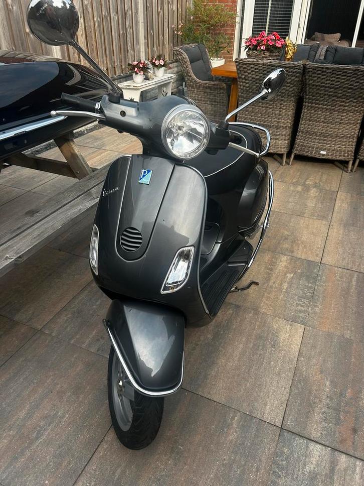 Vespa LX 50 2t - 2008 - 15.000 km, Fietsen en Brommers, Scooters | Vespa, Gebruikt, Vespa LX, Maximaal 25 km/u, Benzine, Ophalen