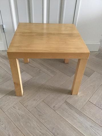 2 IKEA Bijzettafeltjes 55x55 cm beschikbaar voor biedingen