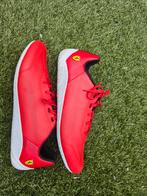 Puma Ferrari RDG Cat- Rood Maat 48.5, Kleding | Heren, Schoenen, Ophalen of Verzenden, Zo goed als nieuw, Overige kleuren
