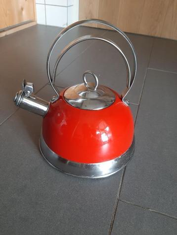 Rode fluitketel Wesco beschikbaar voor biedingen