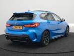 BMW 1 Serie M135i xDrive High Executive Automaat 306pk Deale, Auto's, BMW, Gebruikt, 4 cilinders, Blauw, Alcantara
