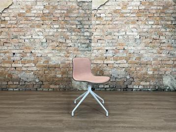 Hay AAC 11 Swivel bij TheReSales beschikbaar voor biedingen