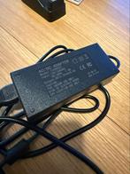AC/DC adapter 12V 8A, Ophalen of Verzenden, Zo goed als nieuw