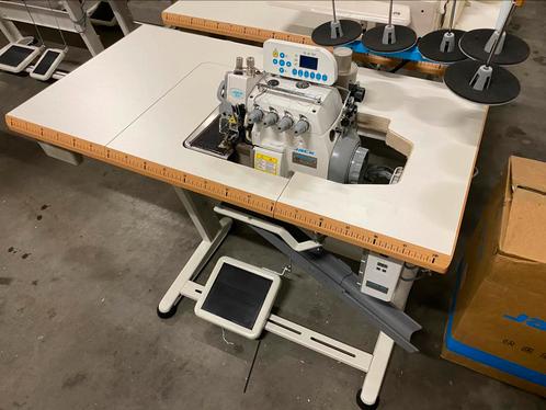 Industriële lockmachine overlock dubbel transport automaat, Hobby en Vrije tijd, Naaimachines en Toebehoren, Nieuw, Lockmachine