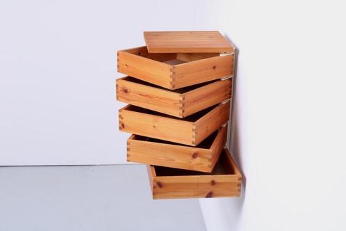 IKEA wandkast Herbert ca 30jaar oud, maar Nieuw in de doos, Huis en Inrichting, Kasten | Boekenkasten, Nieuw, Minder dan 50 cm