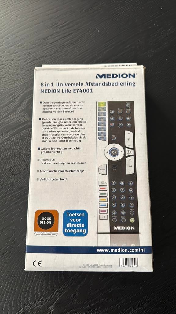 Nieuwe Medion Life E74001 universele afstandsbediening, Ophalen of Verzenden, Nieuw, Universeel, Receiver of Versterker