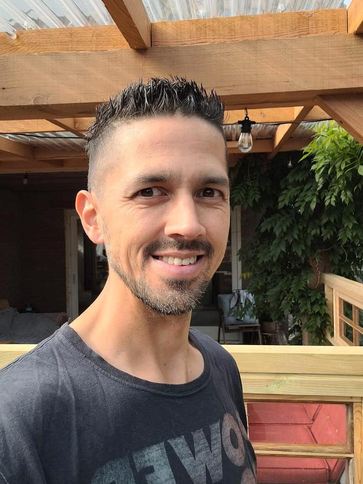 AbundantEarth - Eigentijds Klussenbedrijf Vriescheloo, Diensten en Vakmensen, Klussers en Klusbedrijven